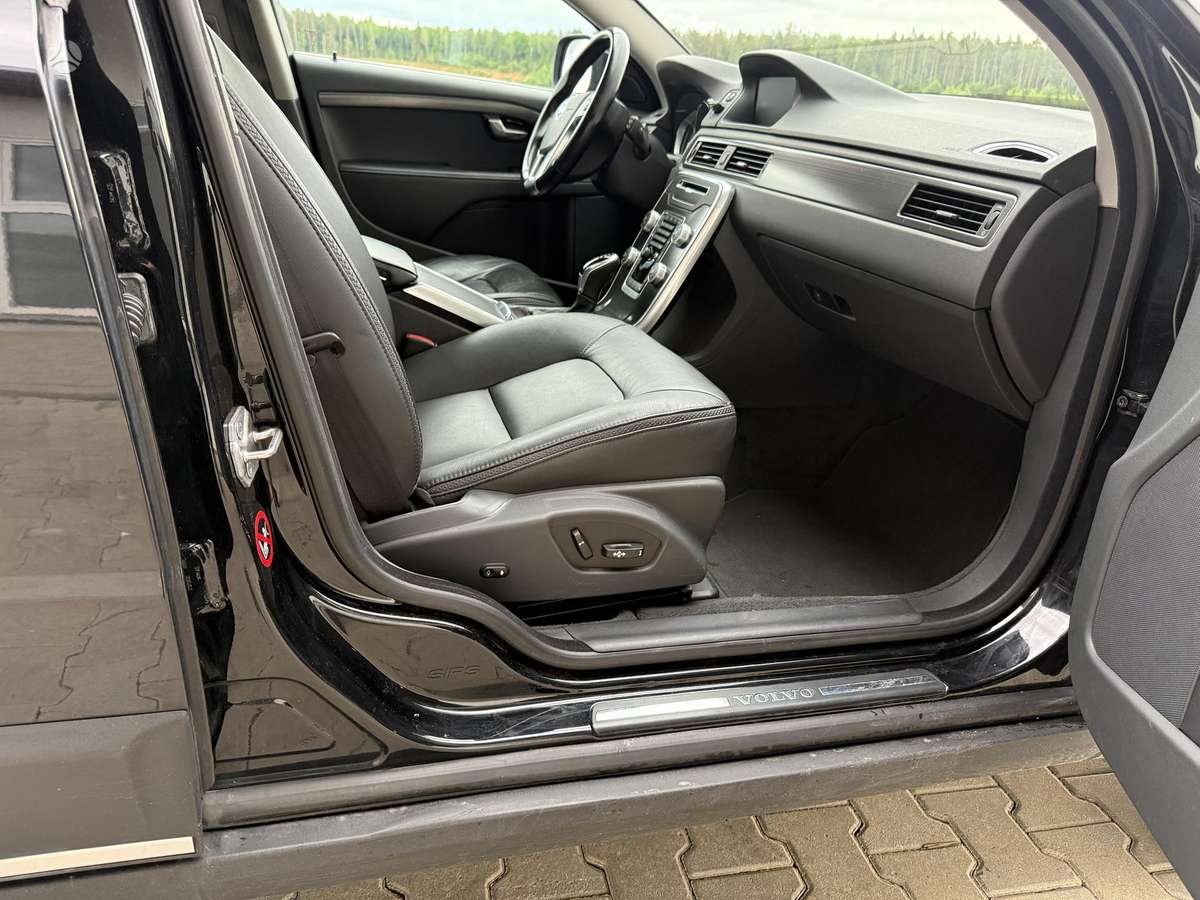 Volvo XC70, 2.4 l., Универсал