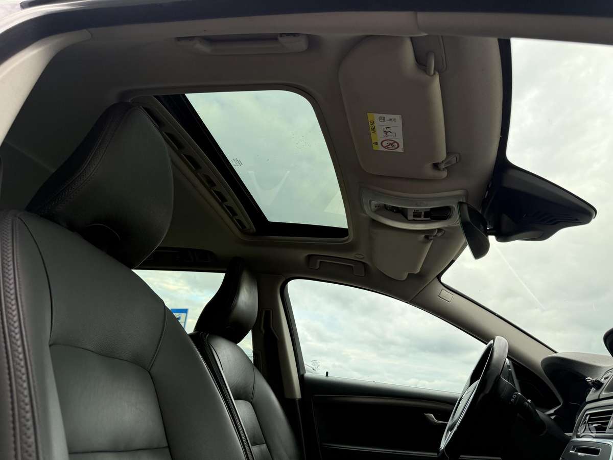 Volvo XC70, 2.4 l., Универсал