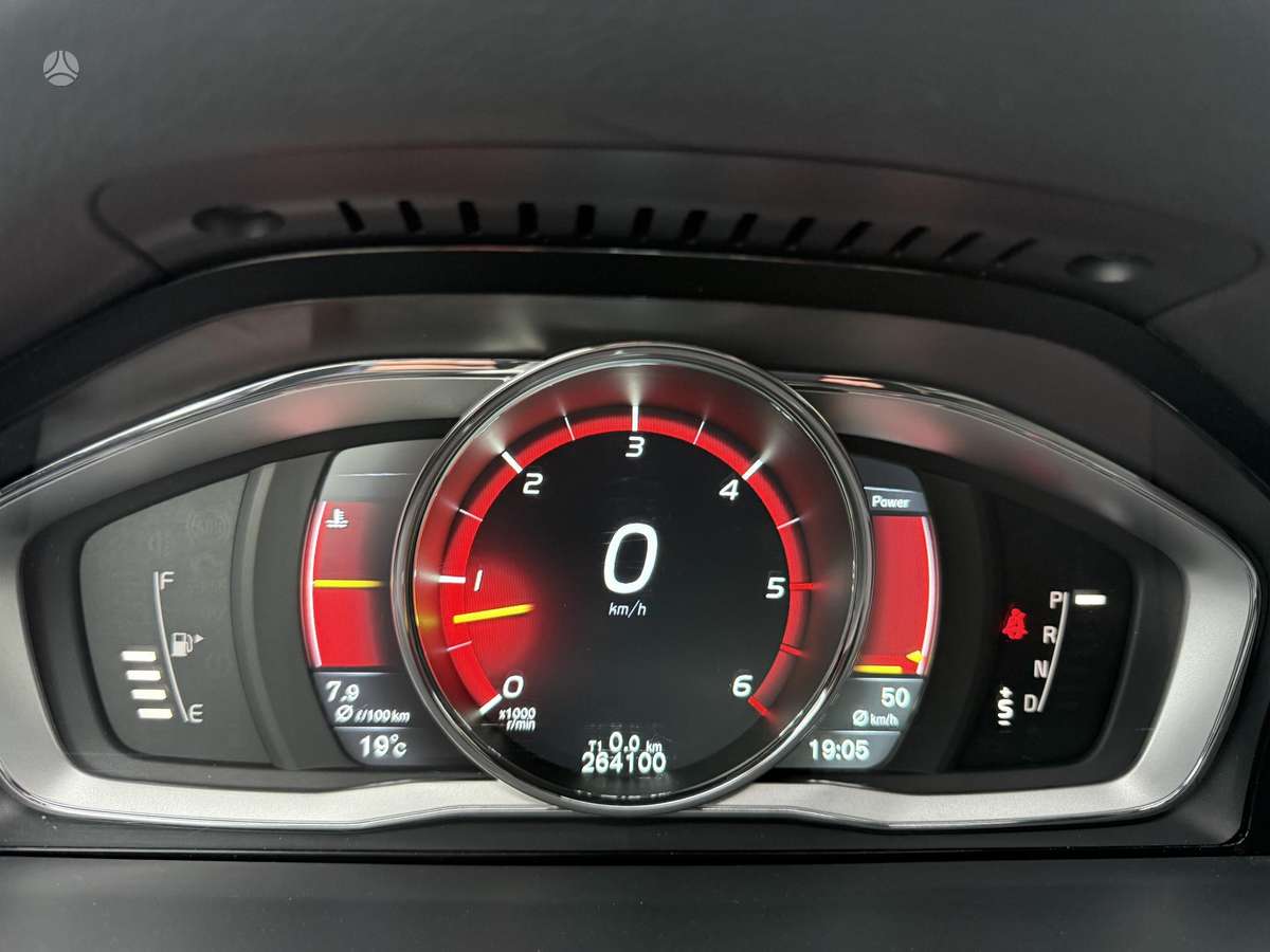 Volvo XC70, 2.4 l., Универсал