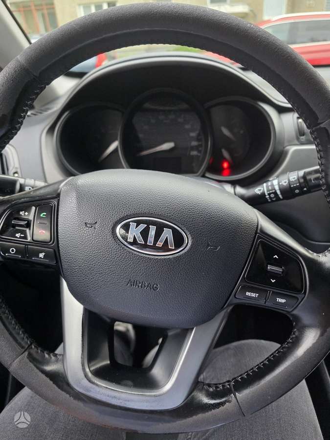 Kia Rio, 1.1 l., Хэтчбек