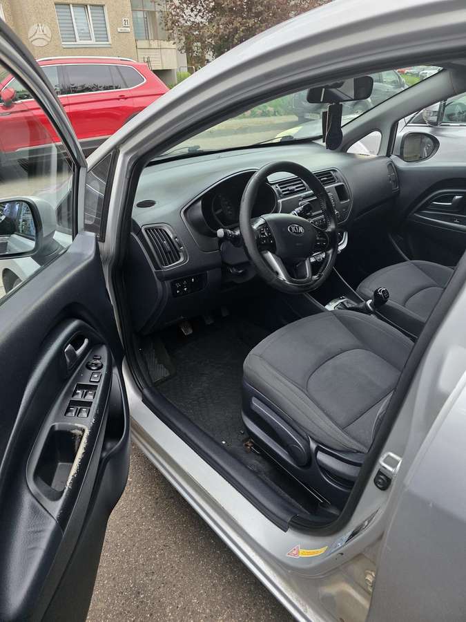 Kia Rio, 1.1 l., Хэтчбек