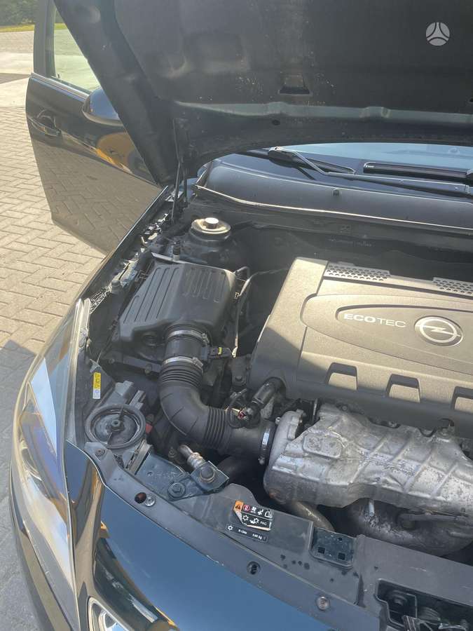 Opel Insignia, 2.0 l., wagon