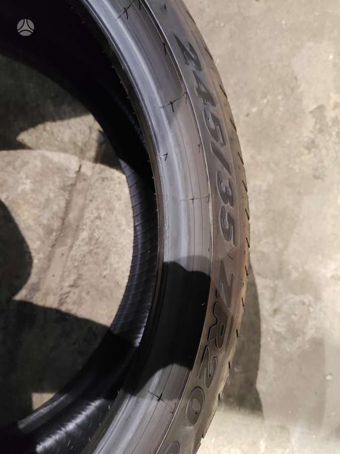 Pirelli, summer 245/35 R20