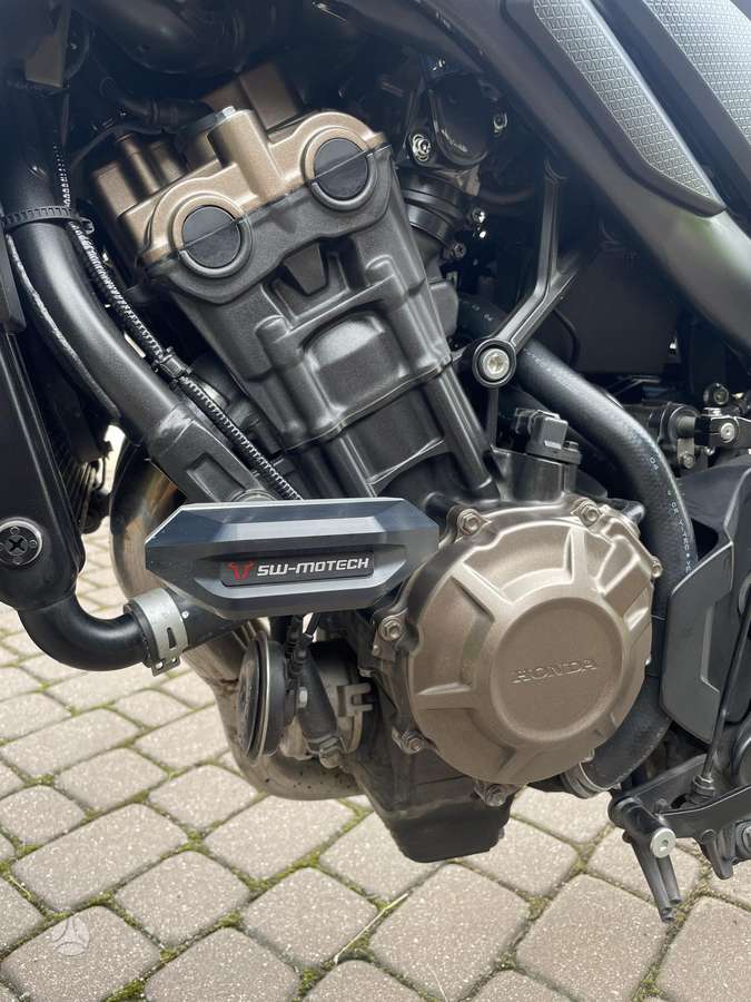Honda CB 650cc, street / classic