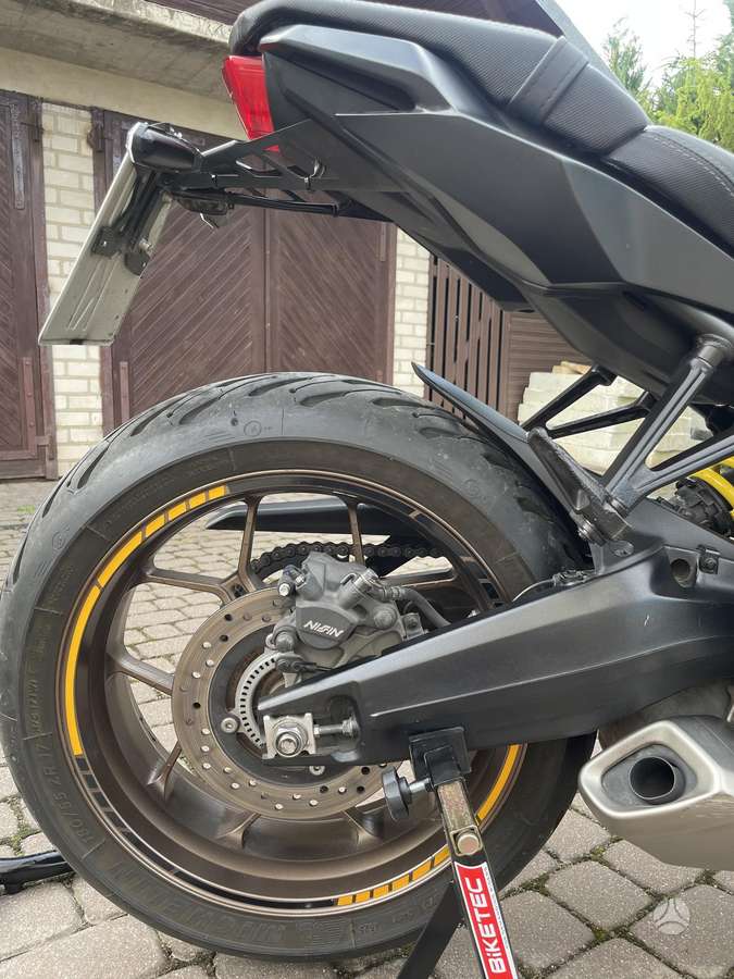 Honda CB 650cc, street / classic
