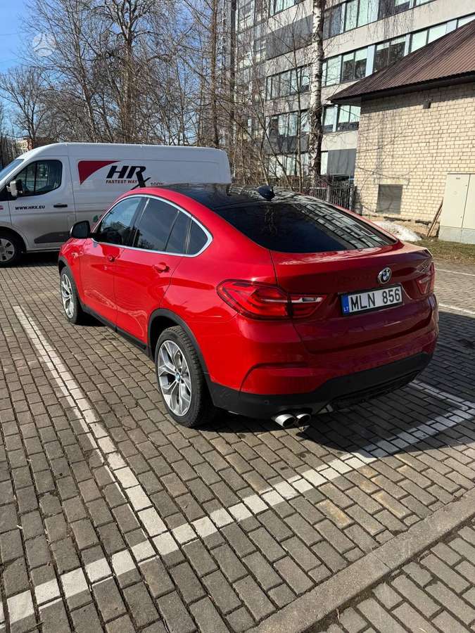 BMW X4, 2.0 l., off-road / crossover