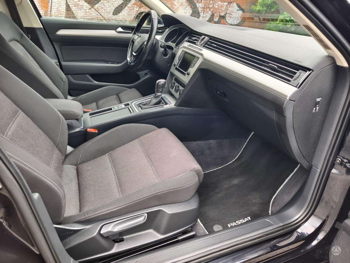Volkswagen Passat, 2.0 l., Универсал