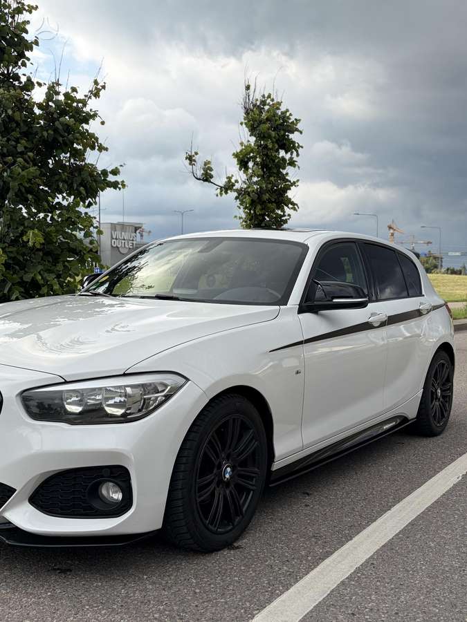 BMW 116, 1.5 l., hatchback