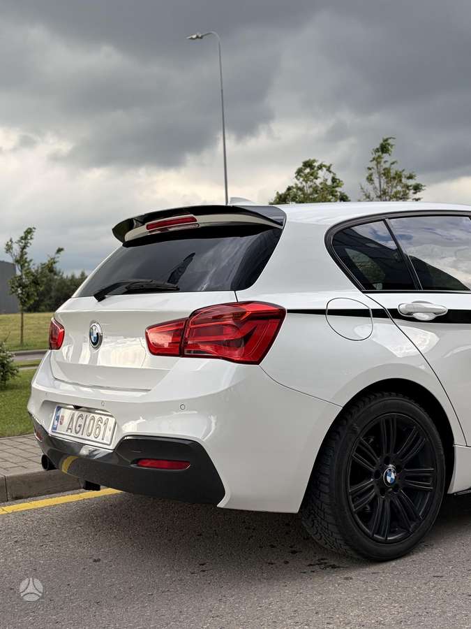 BMW 116, 1.5 l., hatchback