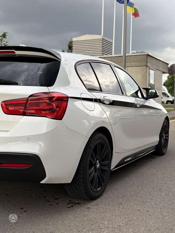 BMW 116, 1.5 l., hatchback
