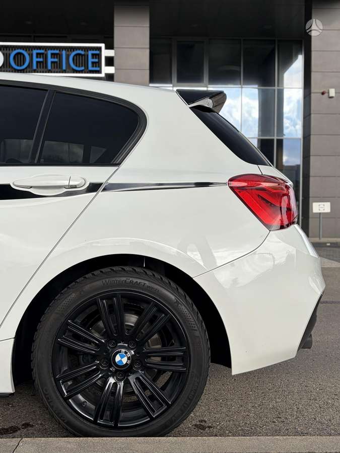 BMW 116, 1.5 l., hatchback