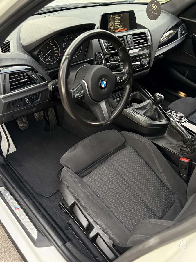 BMW 116, 1.5 l., hatchback