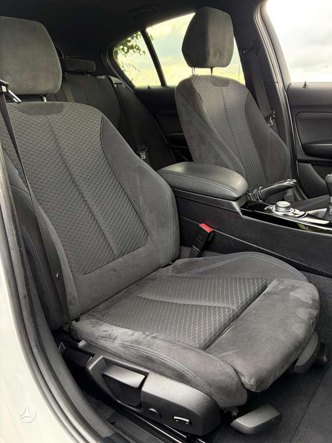 BMW 116, 1.5 l., hatchback