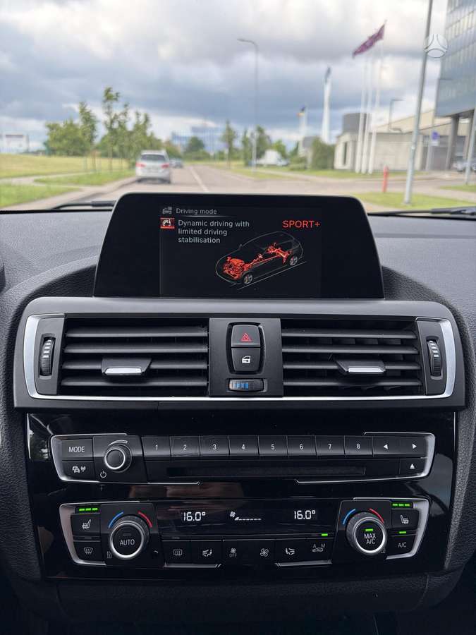 BMW 116, 1.5 l., hatchback