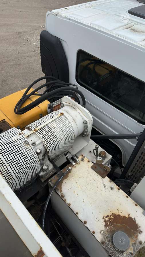 Renault Premium, paving machinery