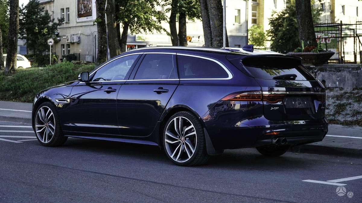 Jaguar XF