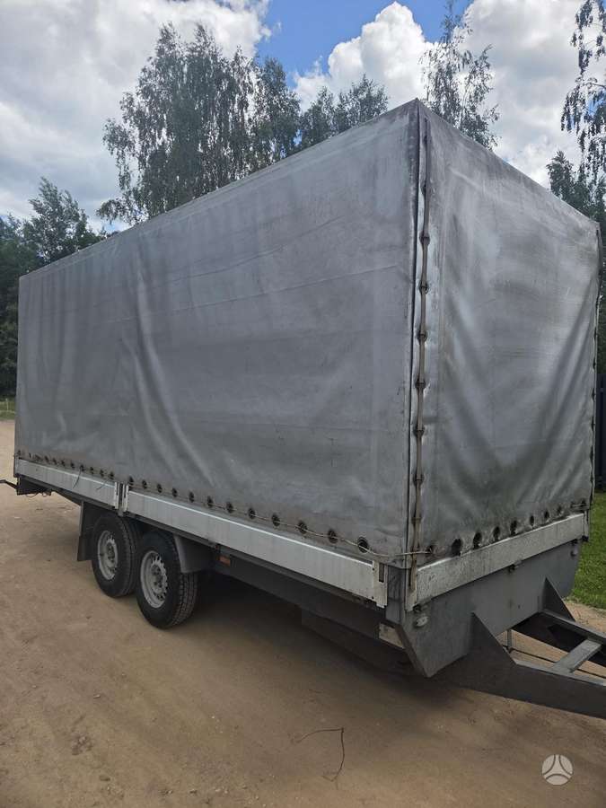 Tauras, passenger car trailers
