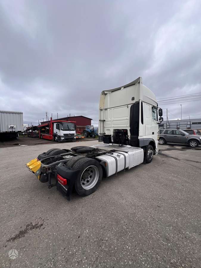 DAF XF 460 MEGA, double sleeper