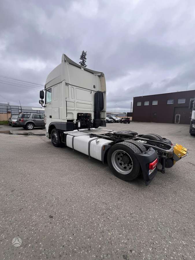 DAF XF 460 MEGA, double sleeper