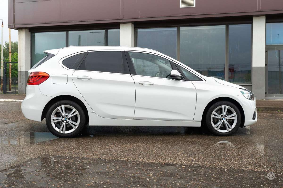 BMW 218 Active Tourer, 2.0 l., mpv / minivan