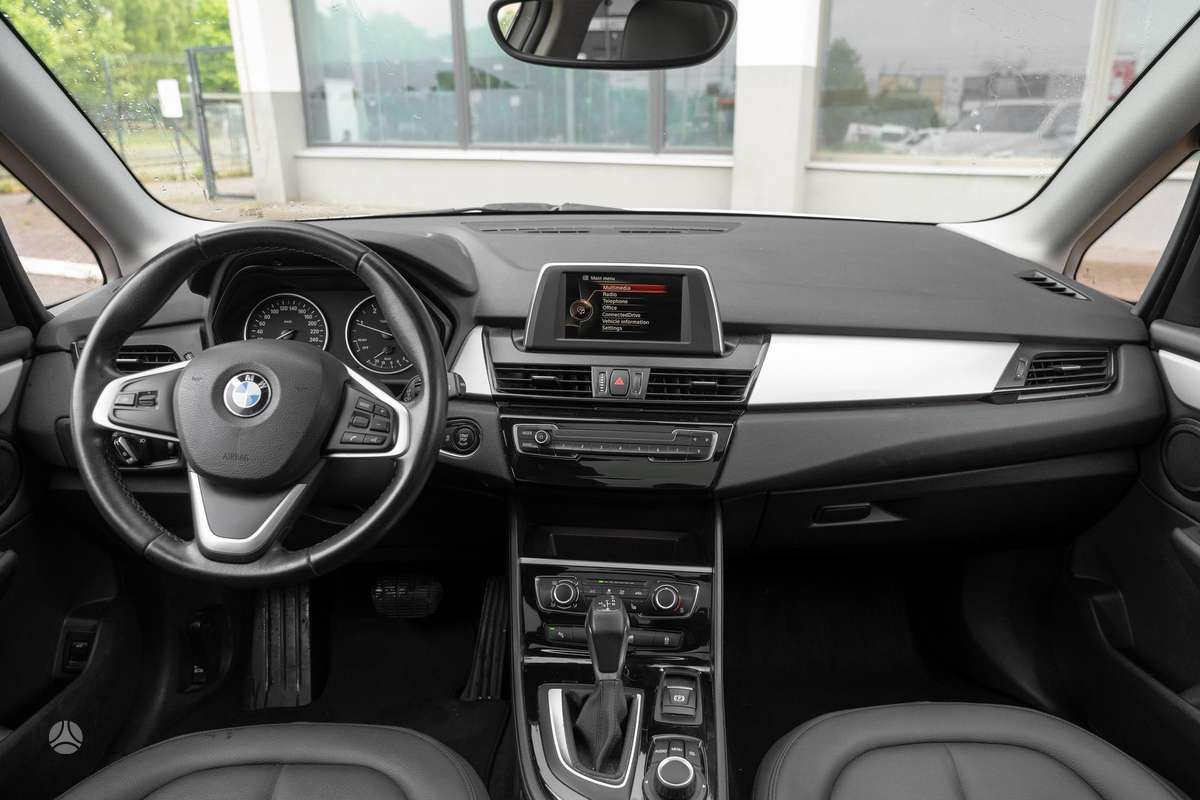 BMW 218 Active Tourer, 2.0 l., mpv / minivan