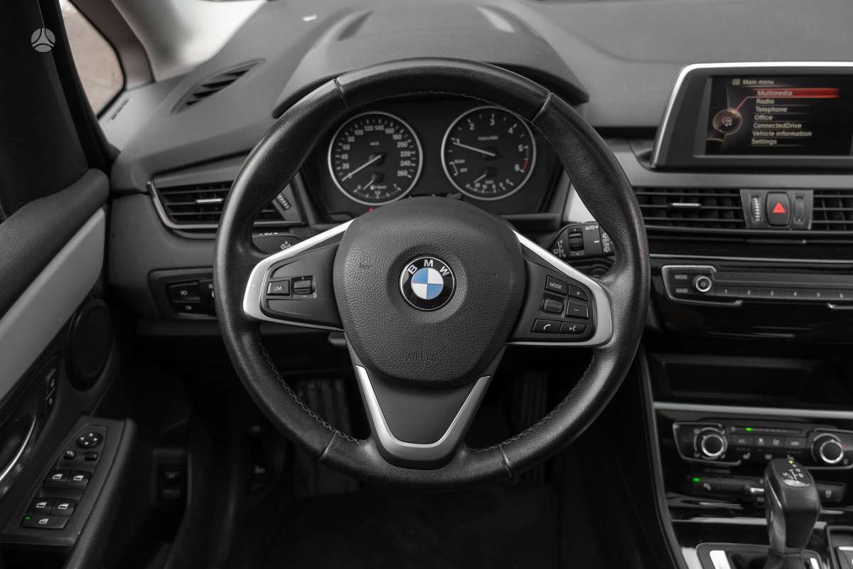 BMW 218 Active Tourer, 2.0 l., mpv / minivan