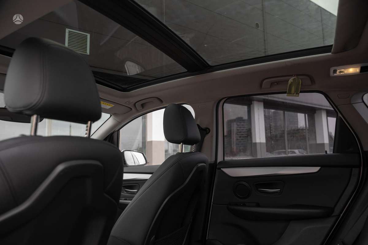 BMW 218 Active Tourer, 2.0 l., mpv / minivan
