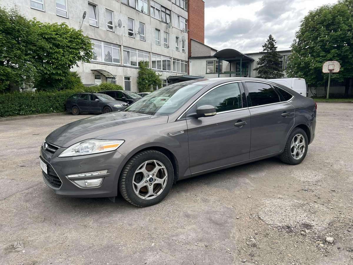 Ford Mondeo, 1.6 l., hatchback