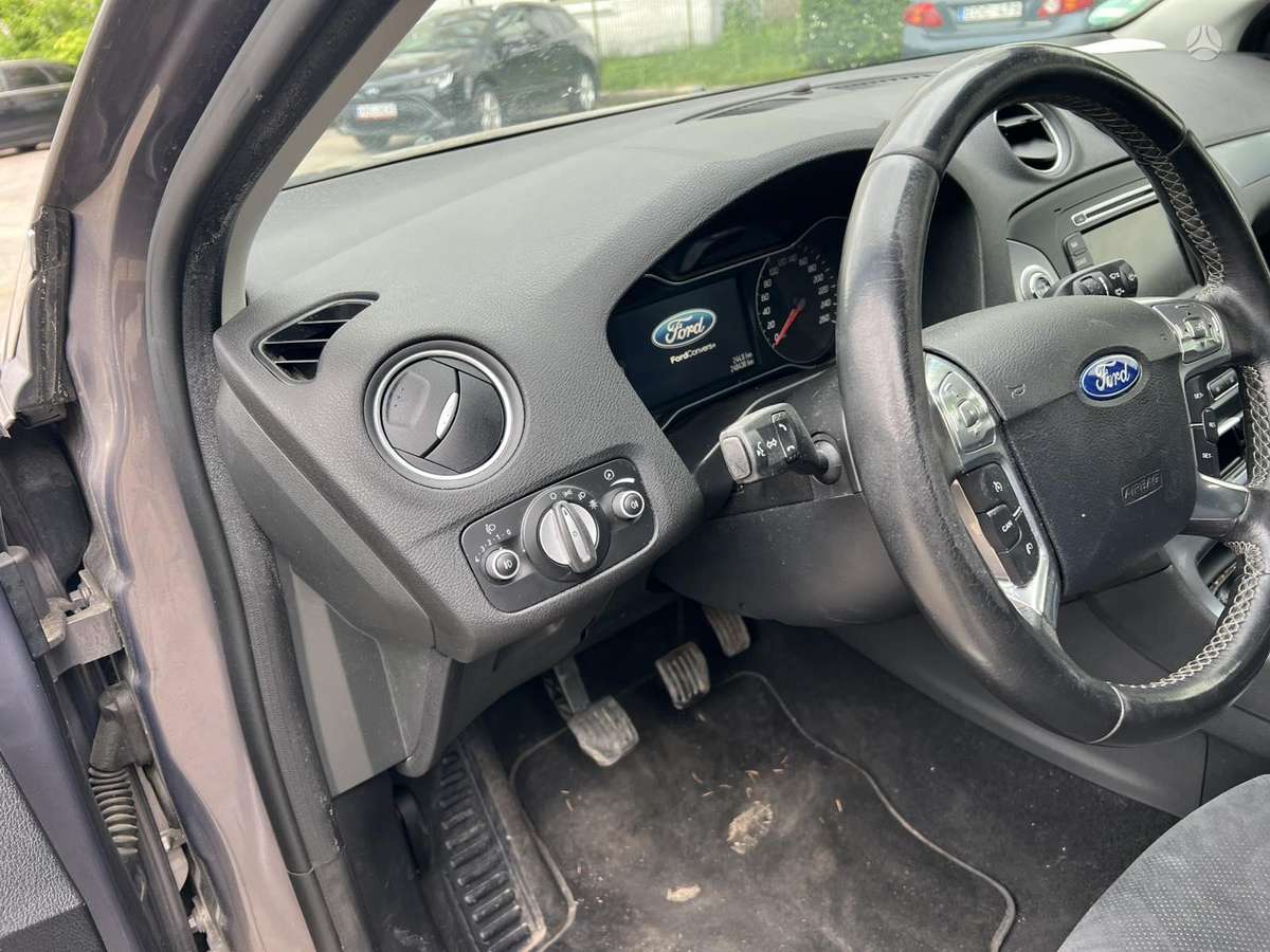 Ford Mondeo, 1.6 l., hatchback