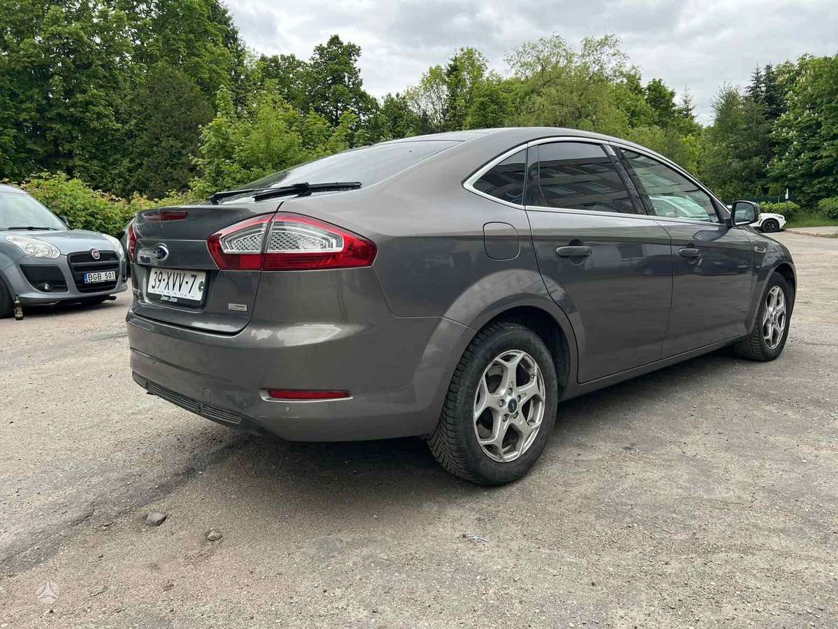 Ford Mondeo, 1.6 l., hatchback