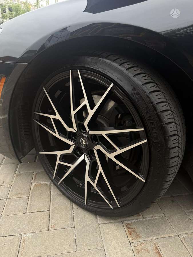 BMW 650 Gran Coupe, Седан