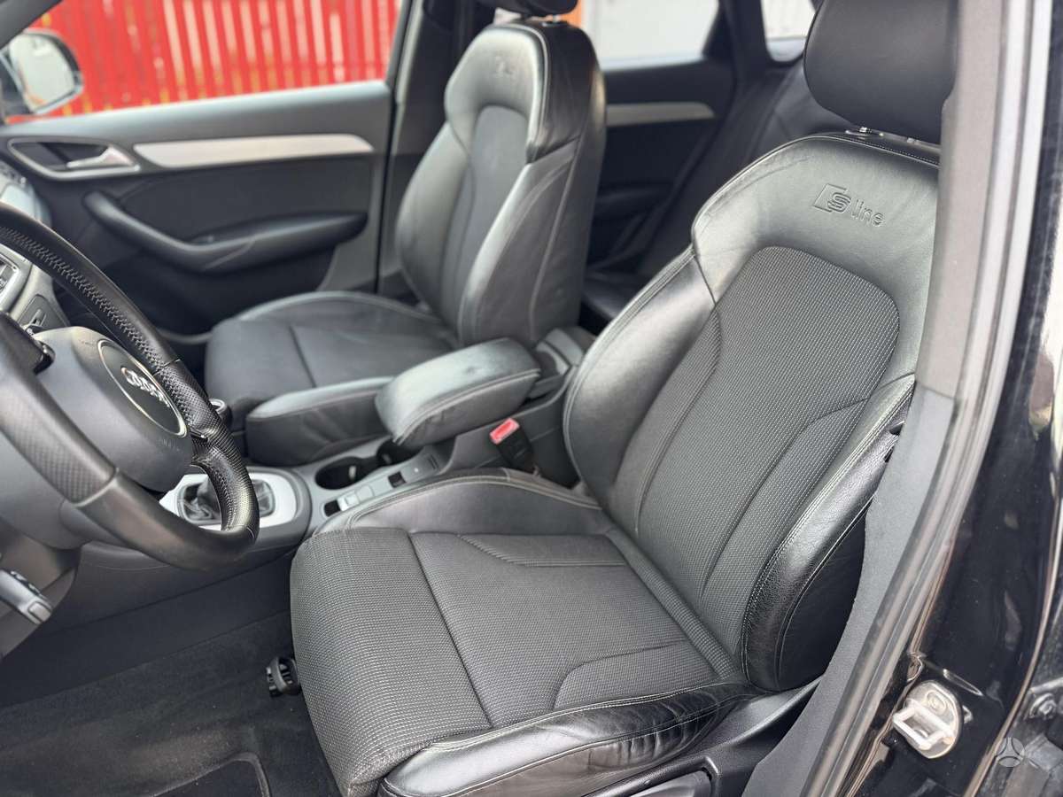 Audi Q3, 2.0 l., Внедорожник / Кроссовер