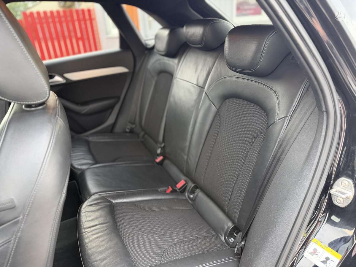 Audi Q3, 2.0 l., Внедорожник / Кроссовер