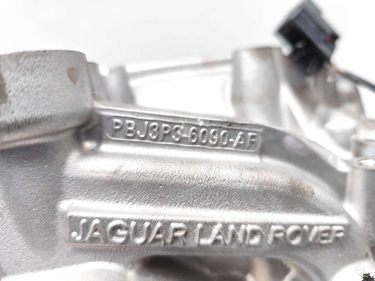 Land Rover Evoque, J3P3-6090-AF, cylinder head