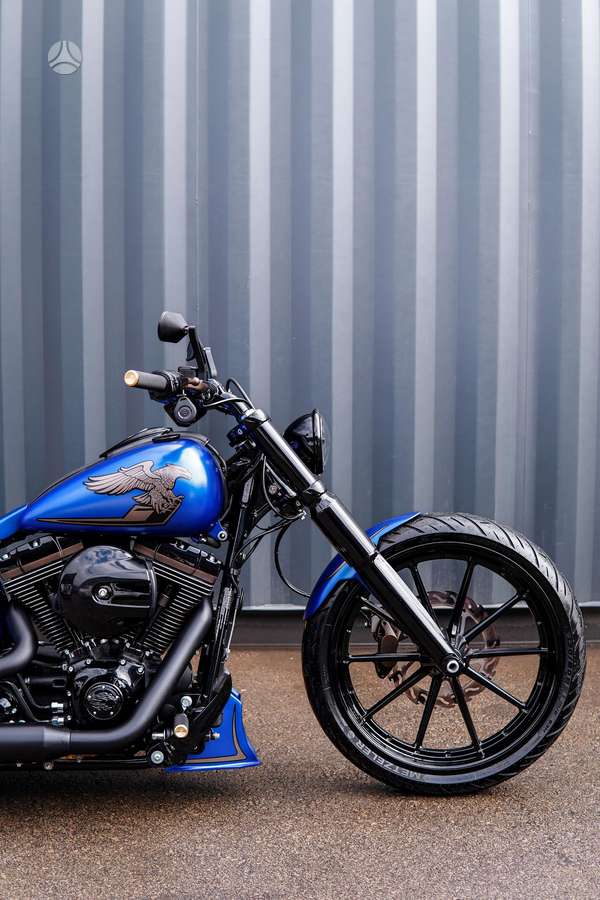 Harley-Davidson BREAKOUT 1690cc, чопперы / круизеры / custom