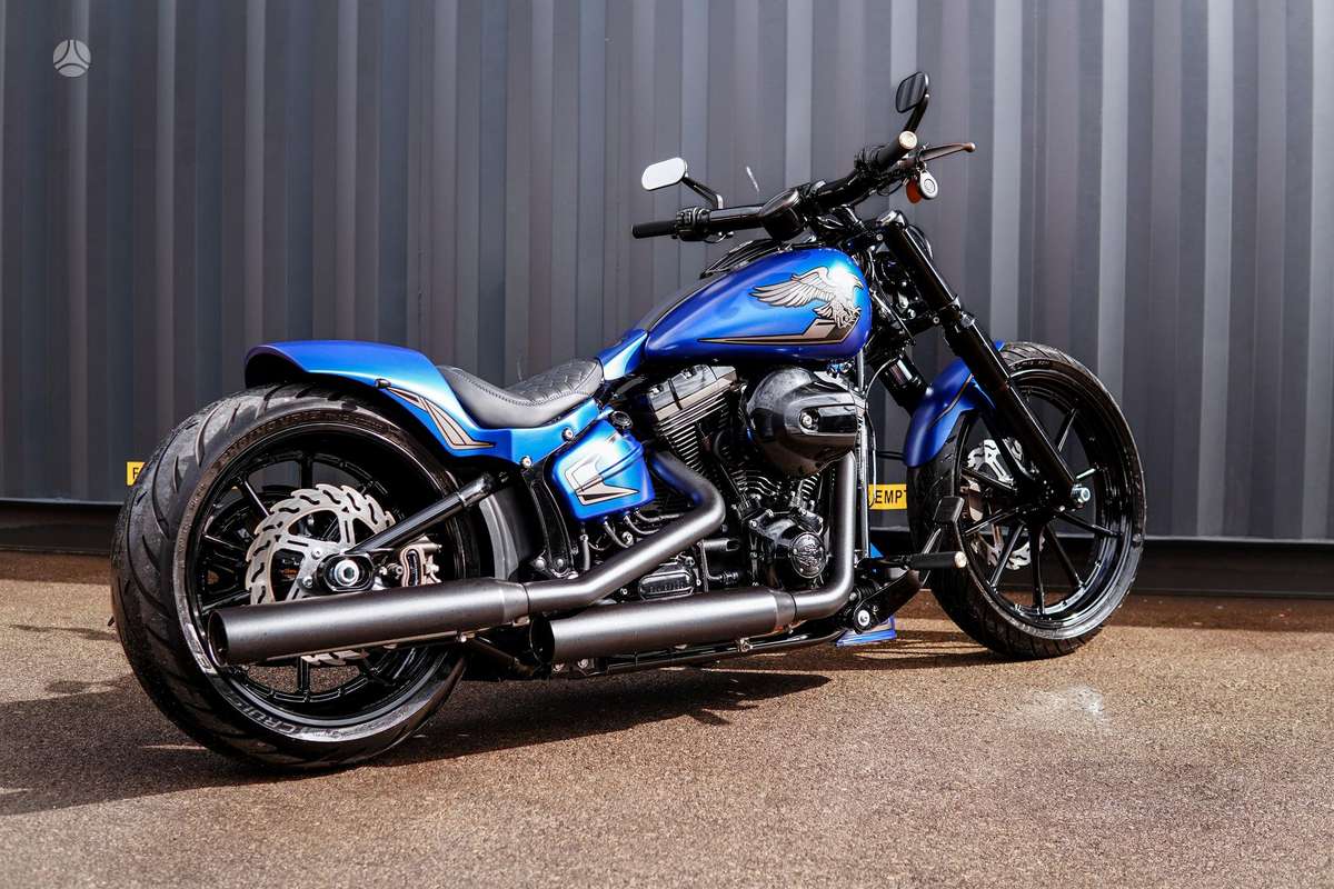 Harley-Davidson BREAKOUT 1690cc, choppers / cruisers / custom