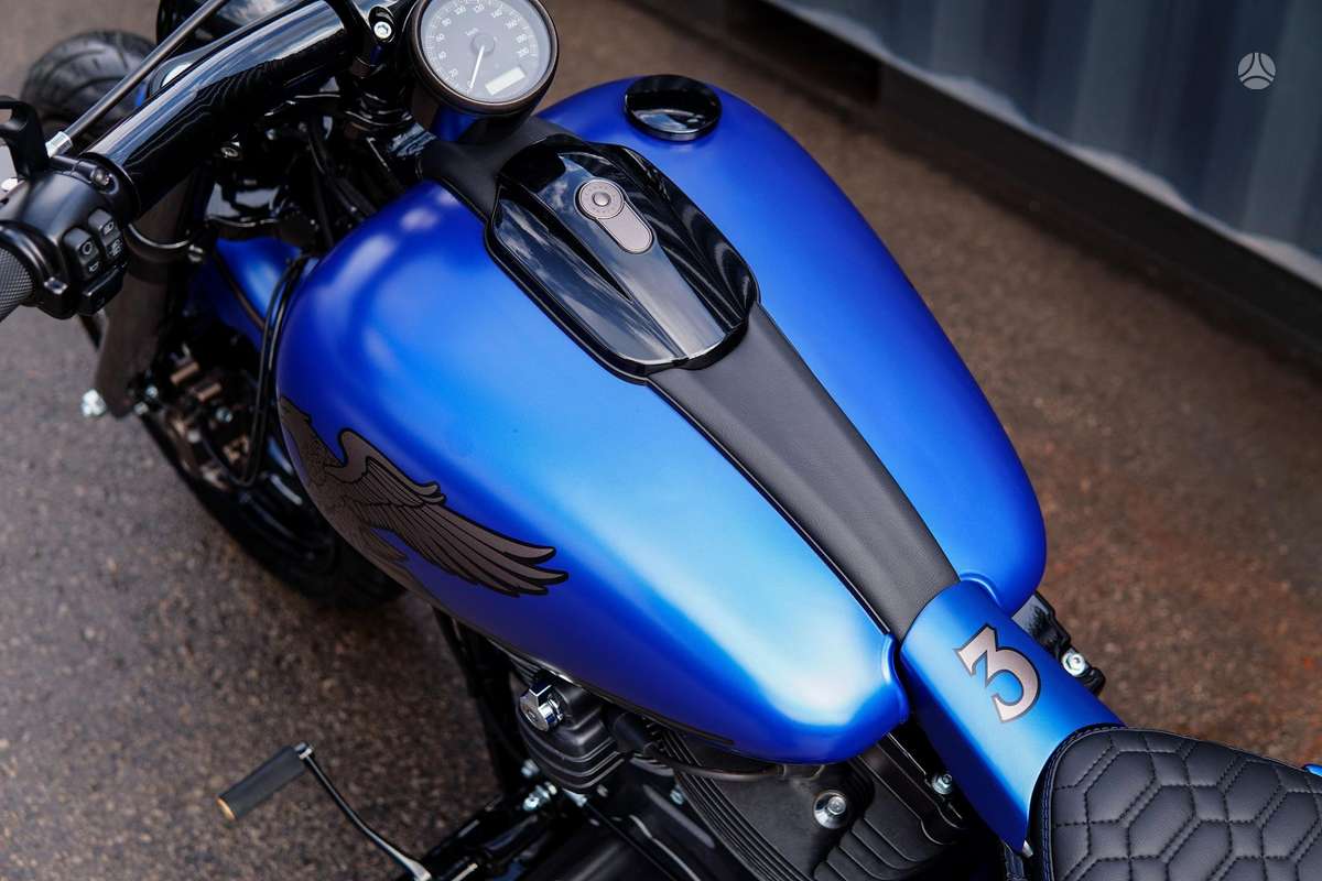 Harley-Davidson BREAKOUT 1690cc, чопперы / круизеры / custom