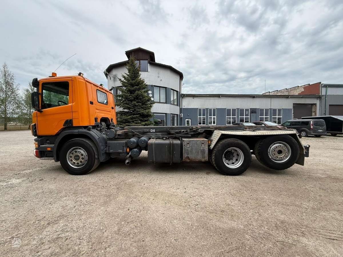 Scania 114G Tipper, savivarčiai