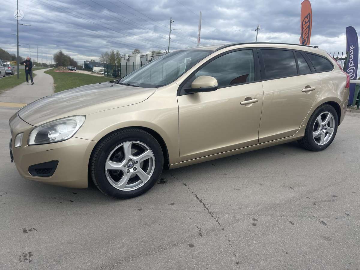 Volvo V60, 1.6 l., Универсал