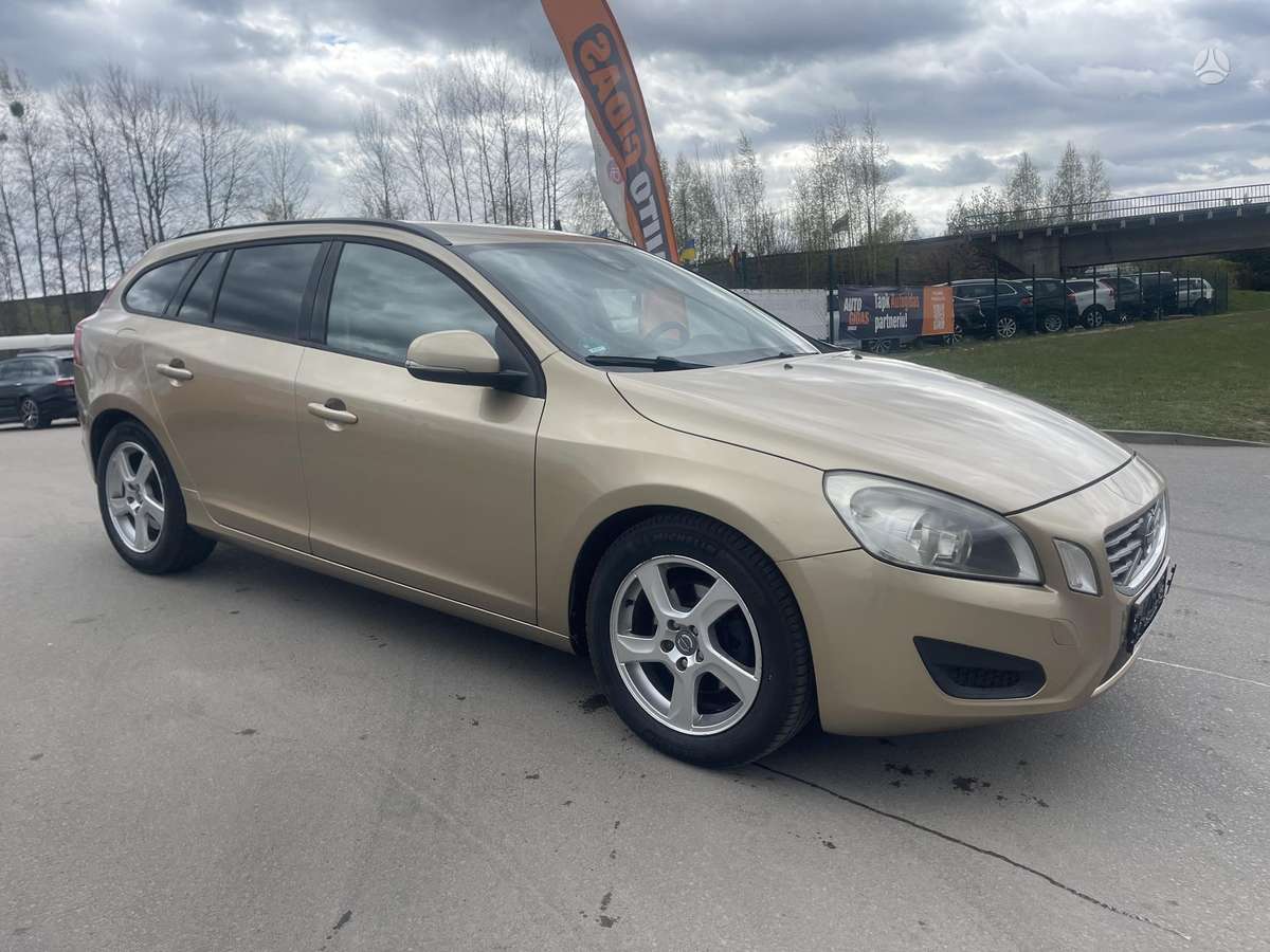 Volvo V60, 1.6 l., Универсал