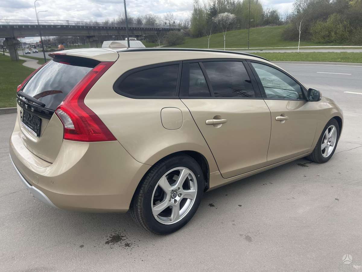 Volvo V60, 1.6 l., Универсал
