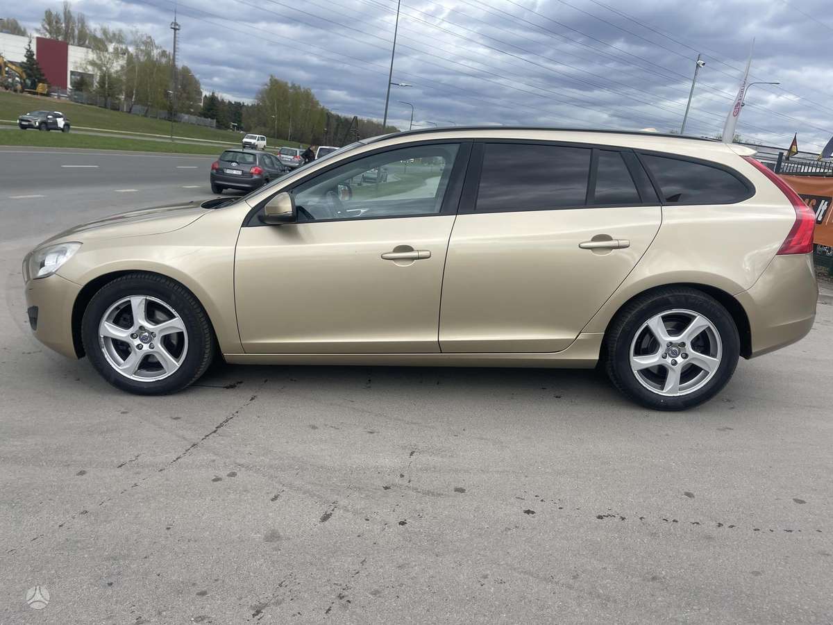 Volvo V60, 1.6 l., Универсал