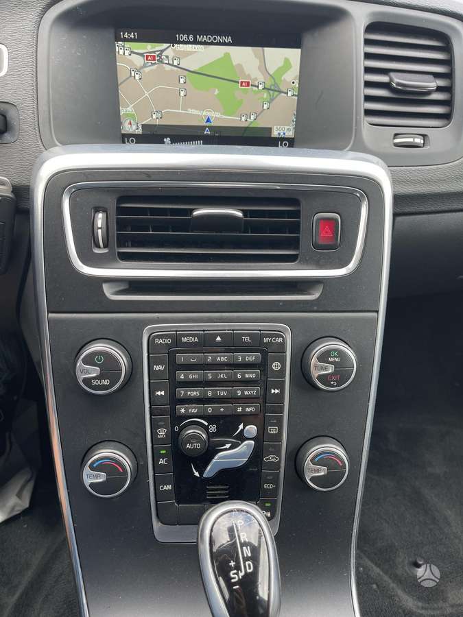 Volvo V60, 2.0 l., Универсал