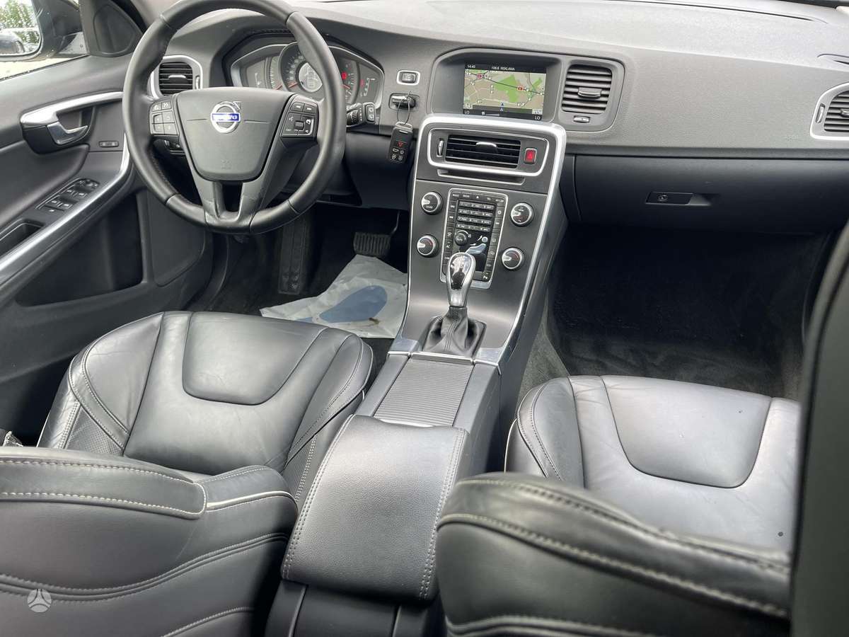 Volvo V60, 2.0 l., wagon