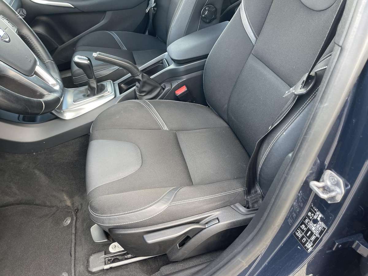 Volvo V40, 2.0 l., hatchback