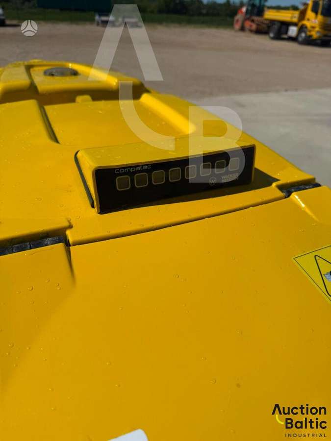 -Kita- Roller RT, vibrator / compactor