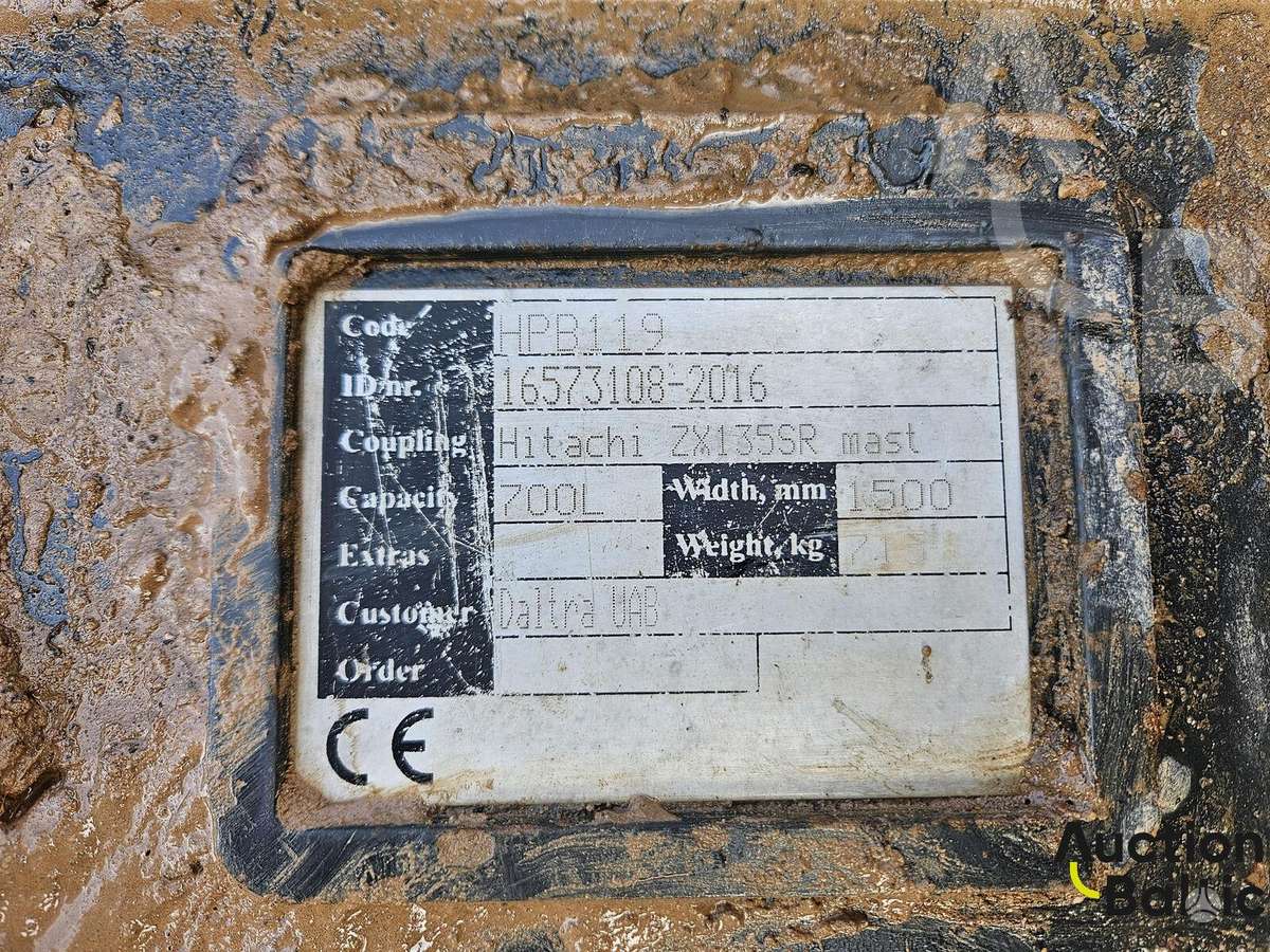 JCB JS130LC T4, excavator