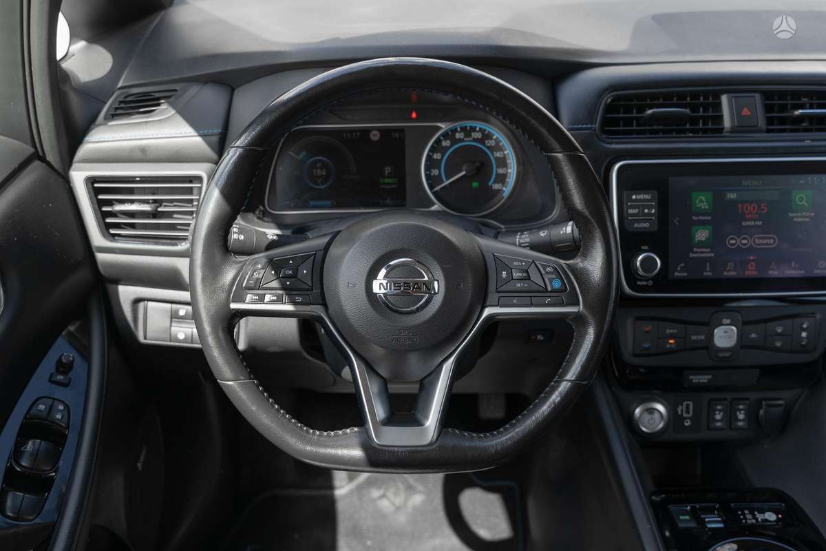 Nissan Leaf, 40 kWh, hatchback