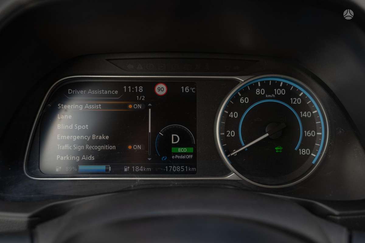 Nissan Leaf, 40 kWh, hatchback