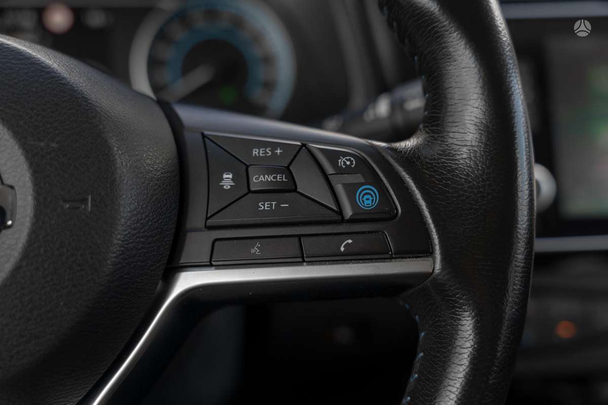 Nissan Leaf, 40 kWh, hatchback